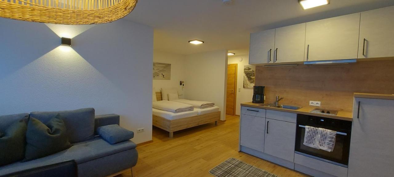 Appartement Flopi ซังคท์อันทอนอัมอาร์ลแบร์ก ภายนอก รูปภาพ